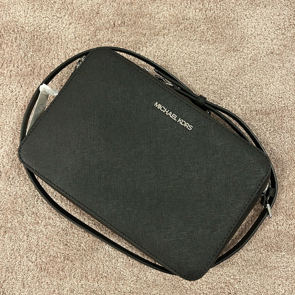 Michael Kors Jet Set Crossbody